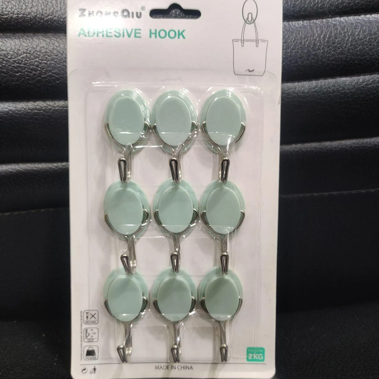 Adhesive Wall Hooks Strong Self Adhesive Hanger Set 2kg Capacity Reusable Plastic and Metal Hooks for Kitchen Bathroom a